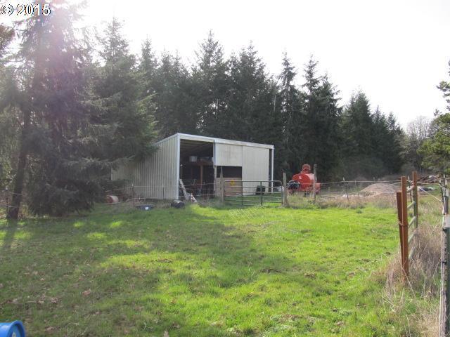 55499 Southwest Sain Creek Road Gaston, OR 97119 - Photo 14 of 16 Gallery Image 14