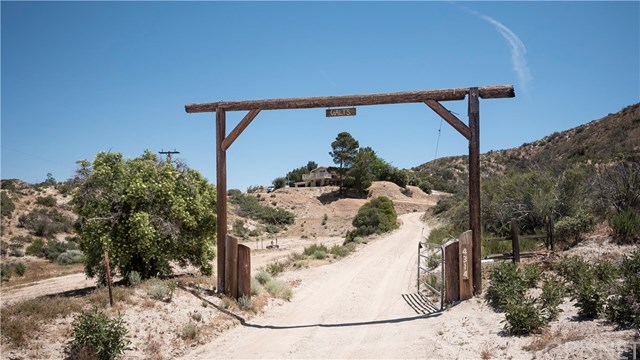 4314 Maryhill Road Acton, CA 93510 - Photo 2 of 23