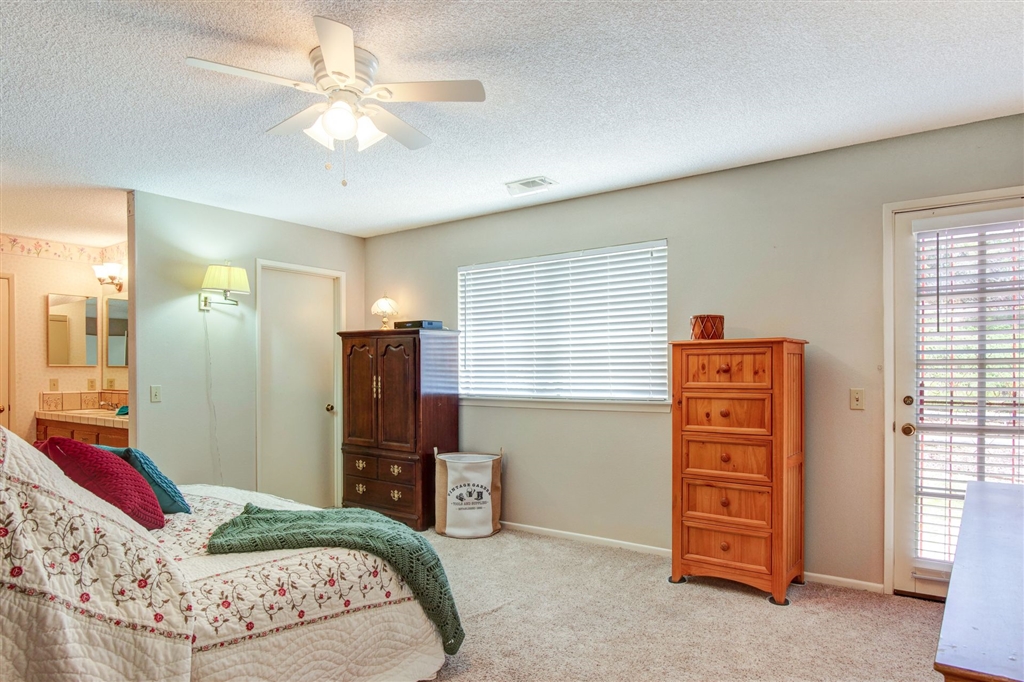 720 Carnation Lane Fallbrook, CA 92028 - Photo 20 of 25 Gallery Image 20