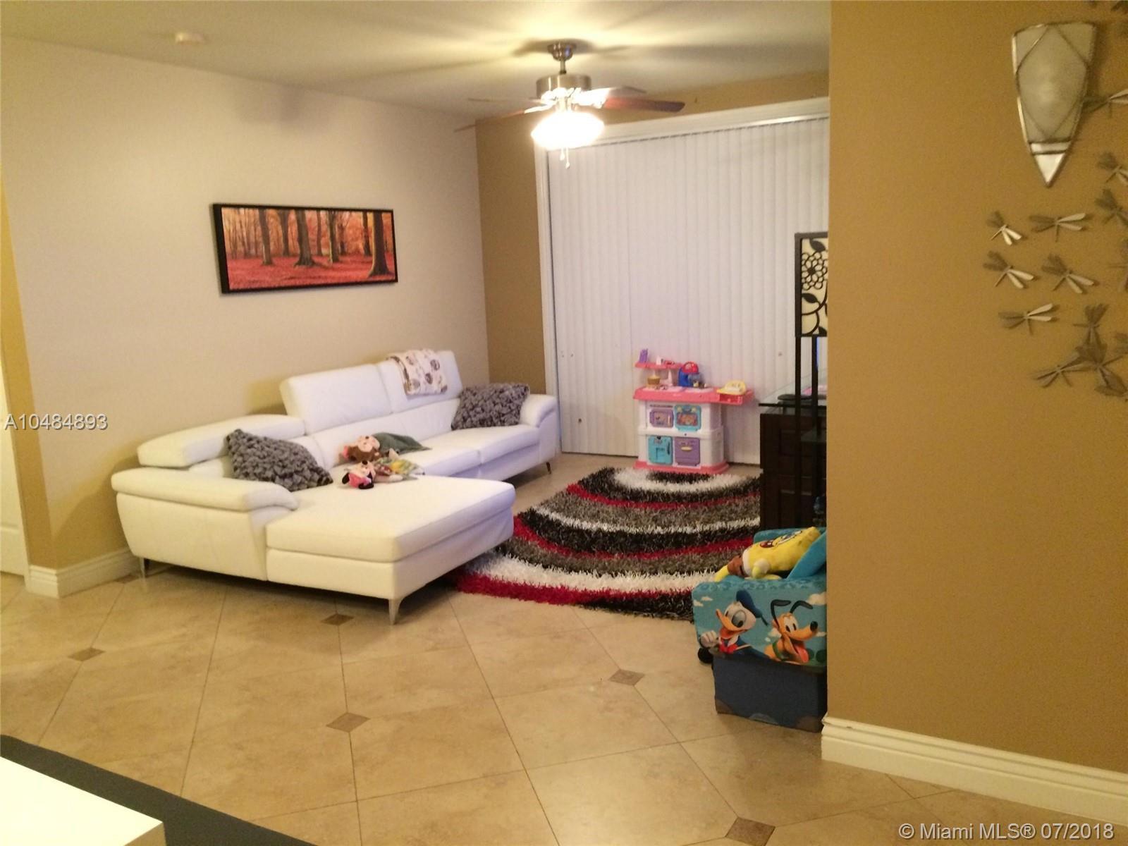 8070 North Nob Hill Road, Unit 104 Tamarac, FL 33321 - Photo 8 of 22