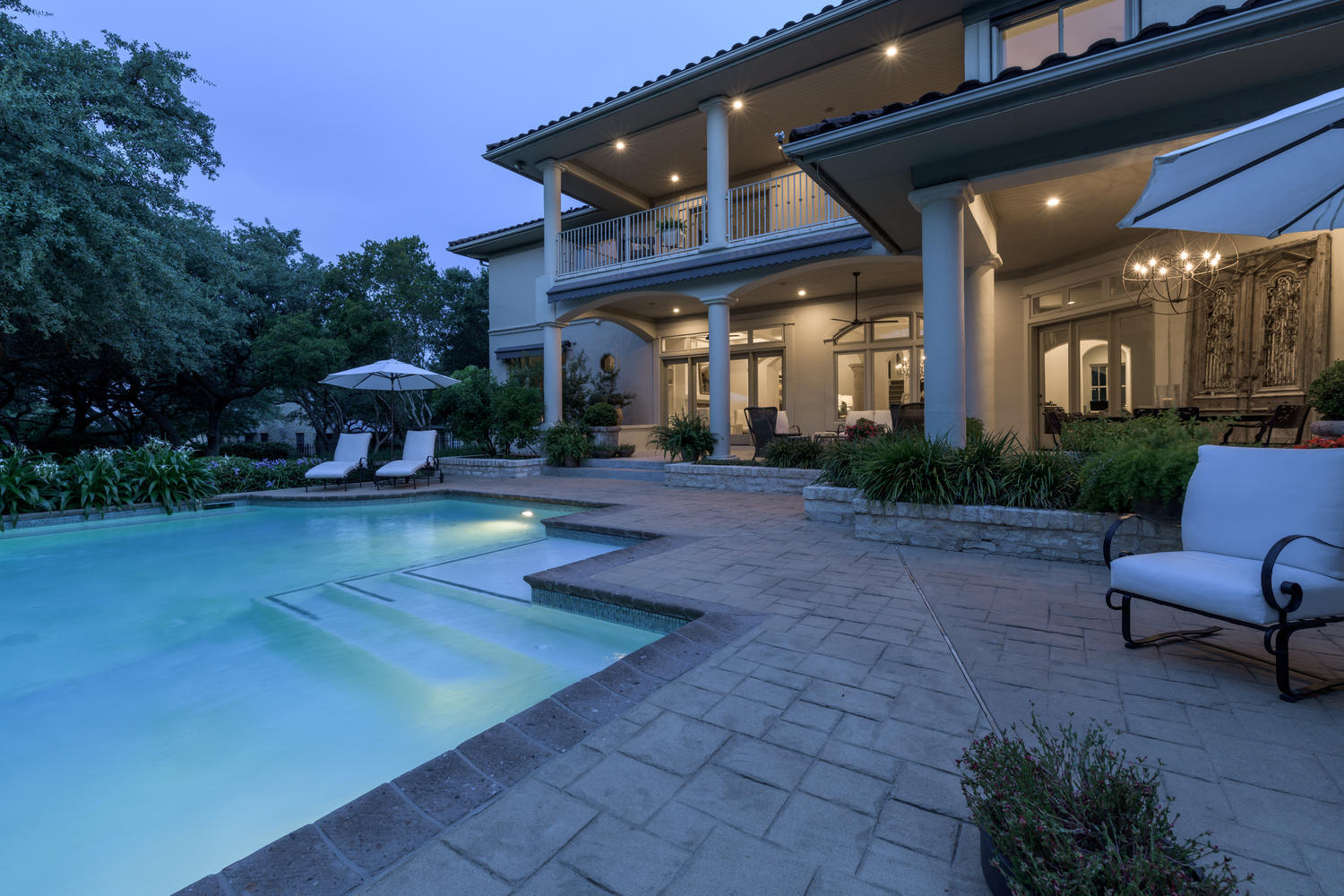 451 Pemberton Way Austin, TX 78737 - Photo 2 of 52