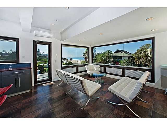 225 4th Street Encinitas, CA 92024 - Photo 2 of 23