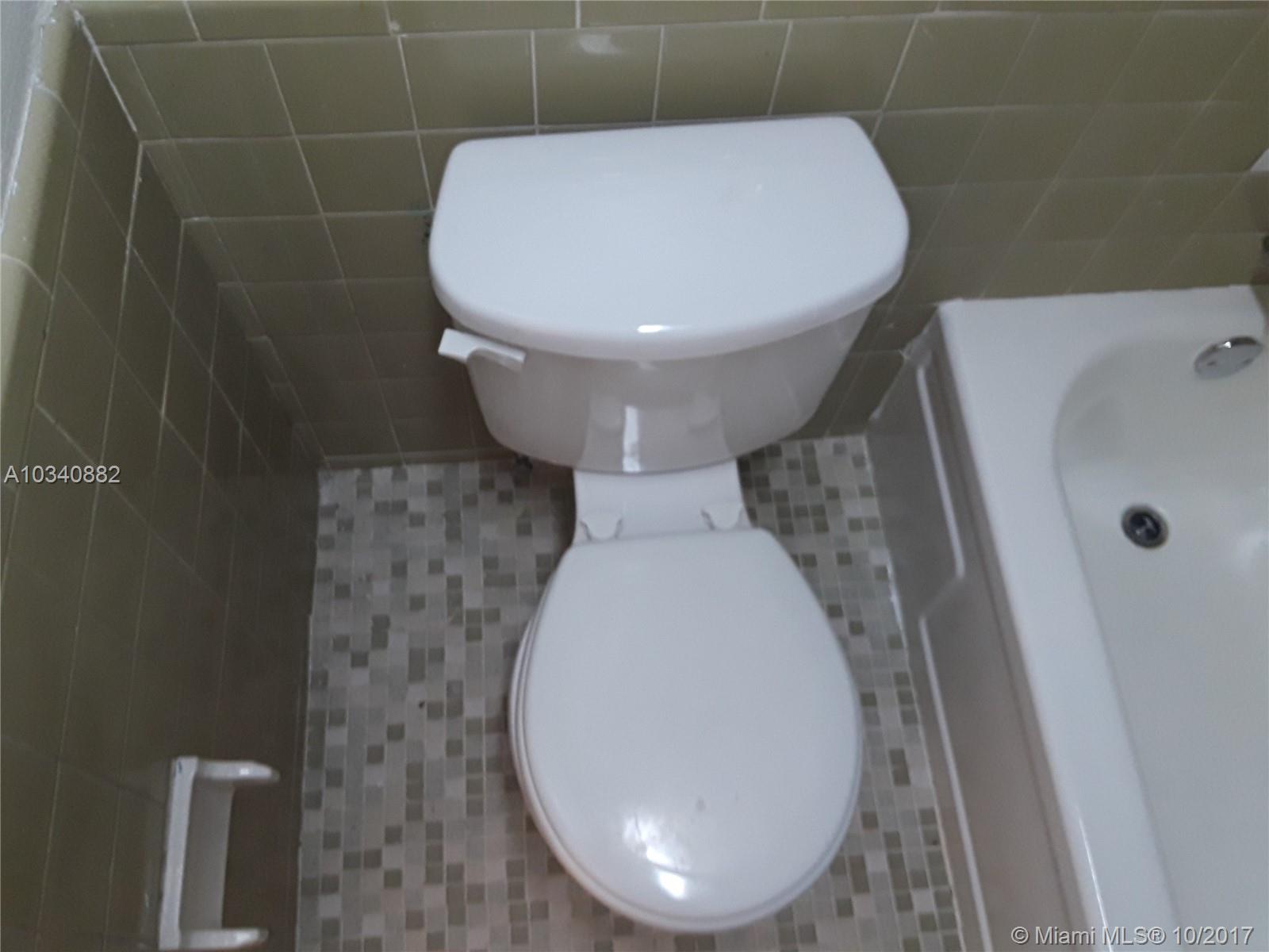 9760 Southwest 184th Street, Unit 9A Cutler Bay, FL 33157 - Photo 6 of 6