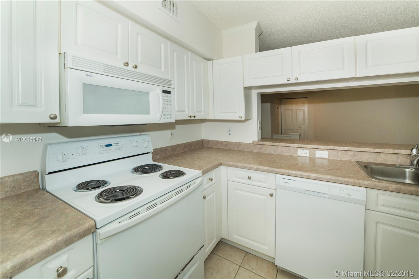 17100 North Bay Road, Unit 1514 Sunny Isles Beach, FL 33160 - Photo 20 of 38