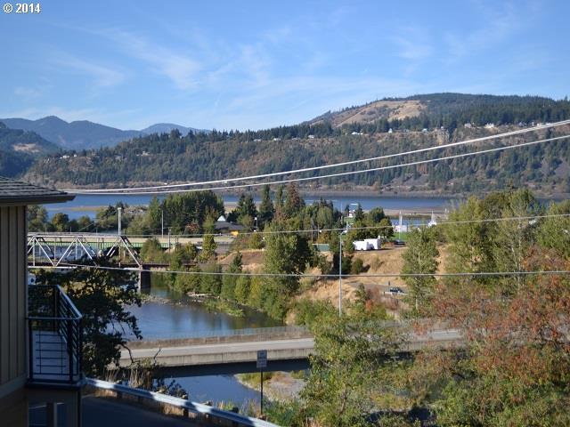 418 Bluff Road Hood River, OR 97031 - Photo 12 of 16 Gallery Image 12