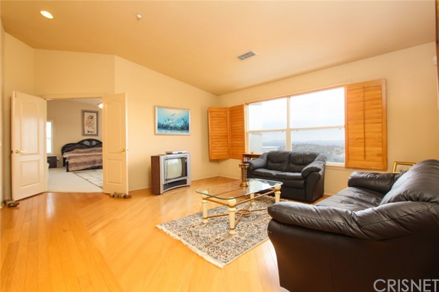 17764 Sidwell Street Granada Hills, CA 91344 - Photo 24 of 49