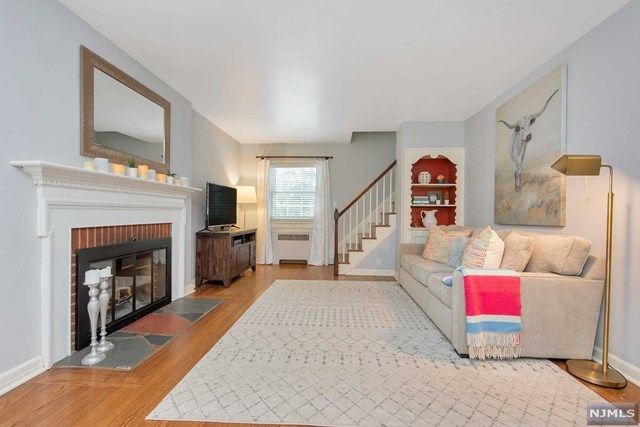 16 Cross Place Glen Ridge, NJ 07017 - Photo 5 of 15