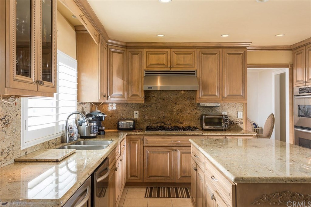 13720 Kyle Drive Cerritos, CA 90703 - Photo 12 of 26