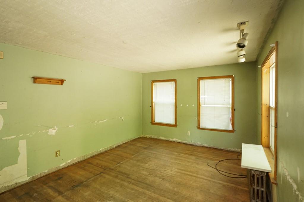 53 Upland Street Worcester, MA 01607 - Photo 9 of 27 Gallery Image 9