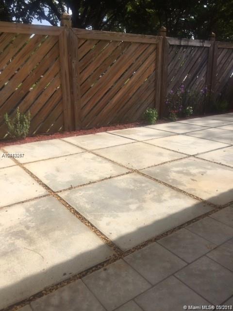 12379 Southwest 94th Terrace Miami, FL 33186 - Photo 8 of 9