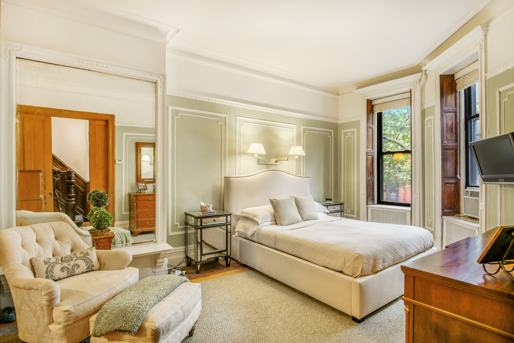 584 11th Street Brooklyn, NY 11215 - Photo 5 of 12