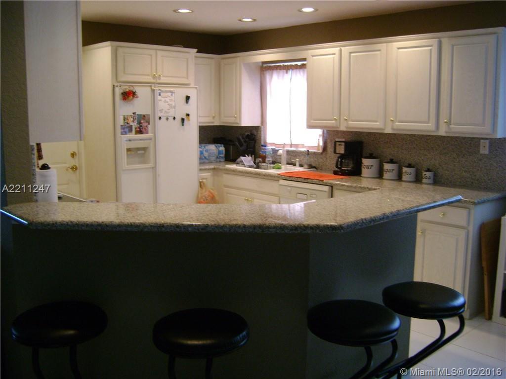 4265 Northwest 2nd Avenue Boca Raton, FL 33431 - Photo 3 of 28