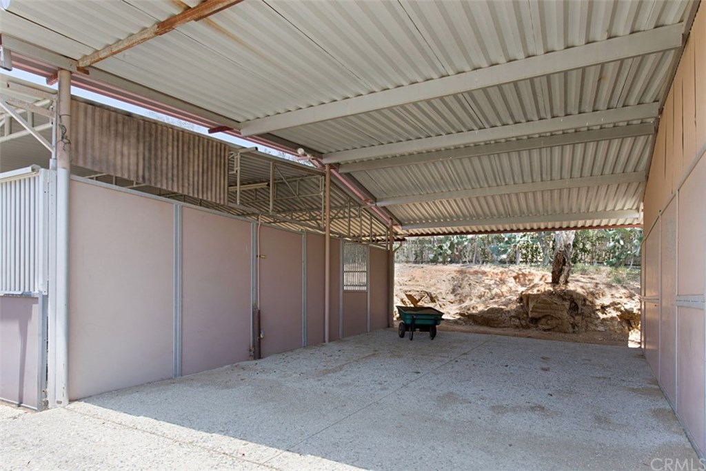 1640 Hillside Avenue Norco, CA 92860 - Photo 63 of 75 Hay/shavings storage