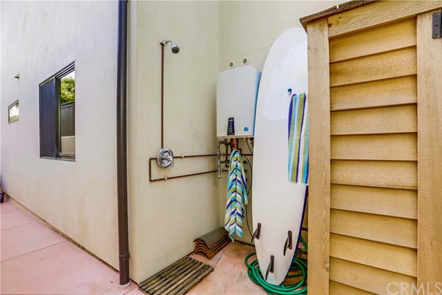 1065 Avenue B Redondo Beach, CA 90277 - Photo 49 of 51