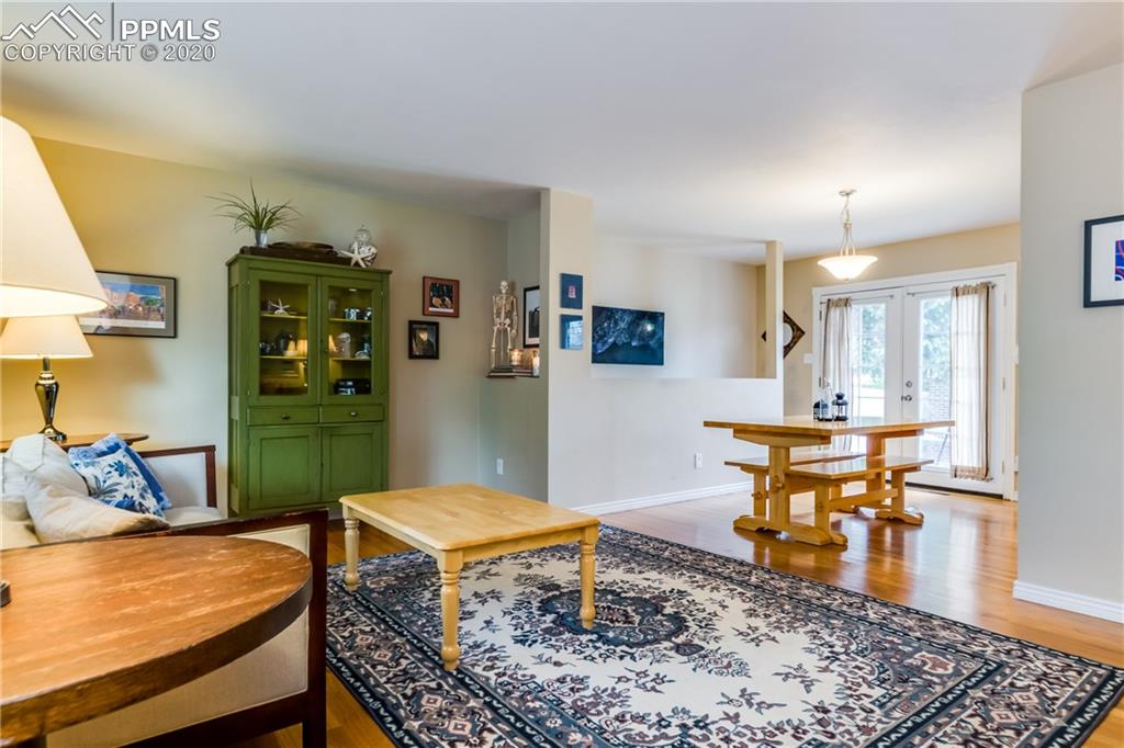 1524 Prairie Road Colorado Springs, CO 80909 - Photo 4 of 29