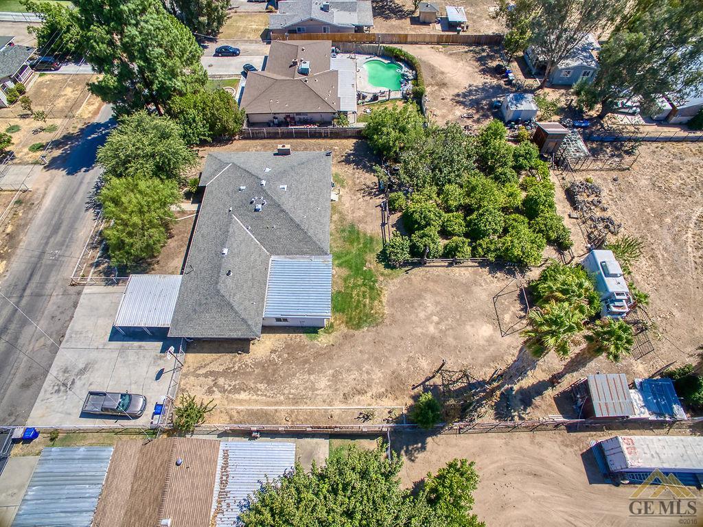 612 Dennison Lane Bakersfield, CA 93306 - Photo 37 of 40