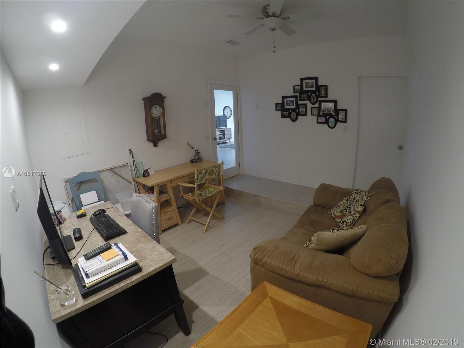811 Southwest 178th Way Pembroke Pines, FL 33029 - Photo 36 of 51