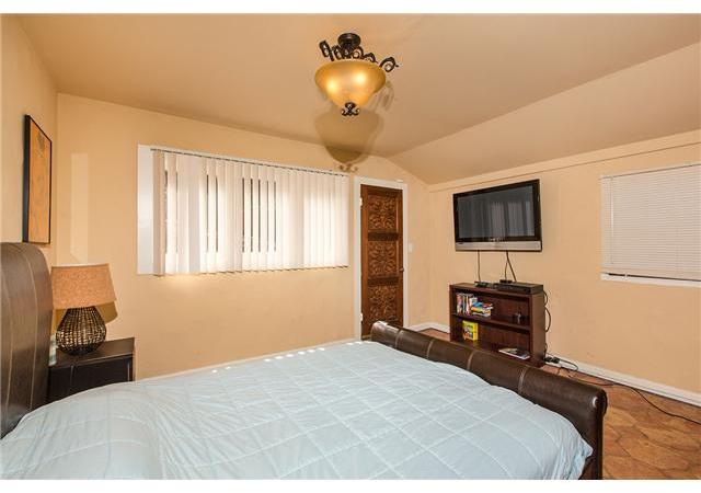 2810 Hidden Valley Road La Jolla, CA 92037 - Photo 16 of 19 bedroom 3