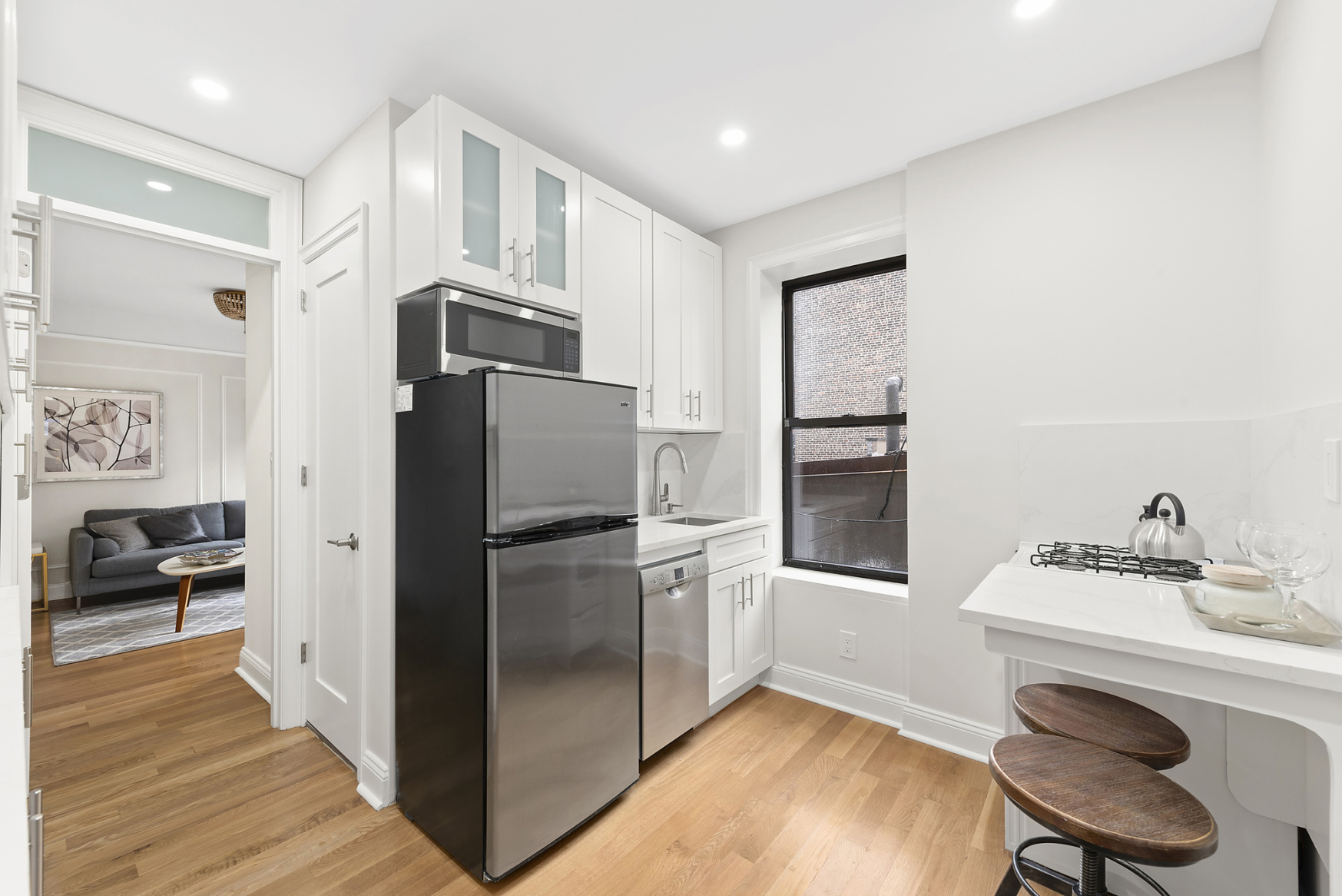 227 West 11th Street, Unit 43 Manhattan, NY 10014 - Photo 3 of 8