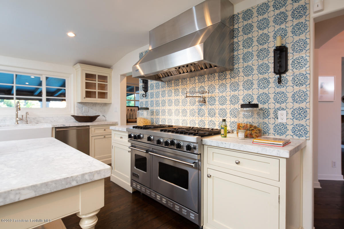 250 Hillside Road South Pasadena, CA 91030 - Photo 23 of 70