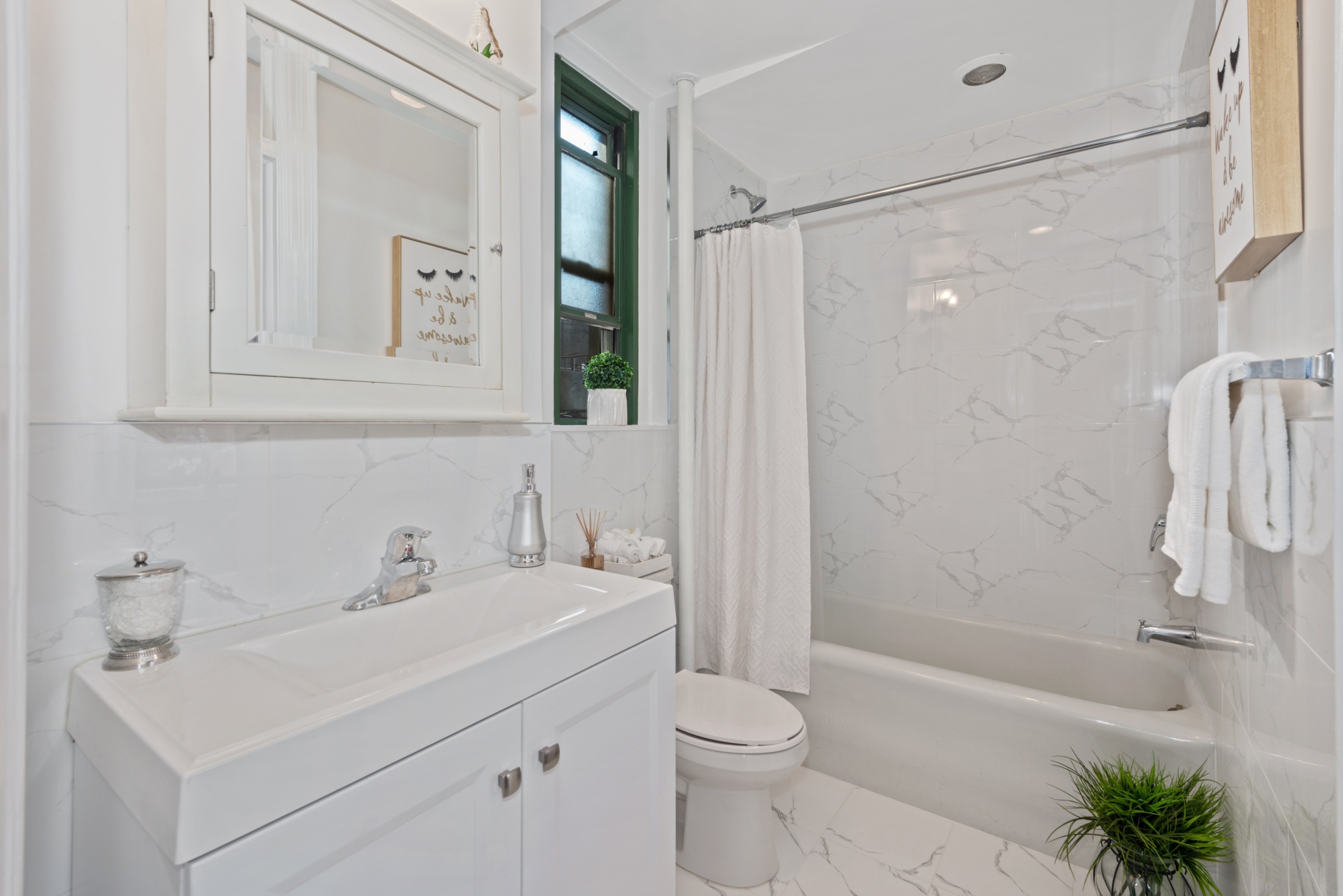 131 East 93rd Street, Unit 6A Manhattan, NY 10128 - Photo 6 of 7