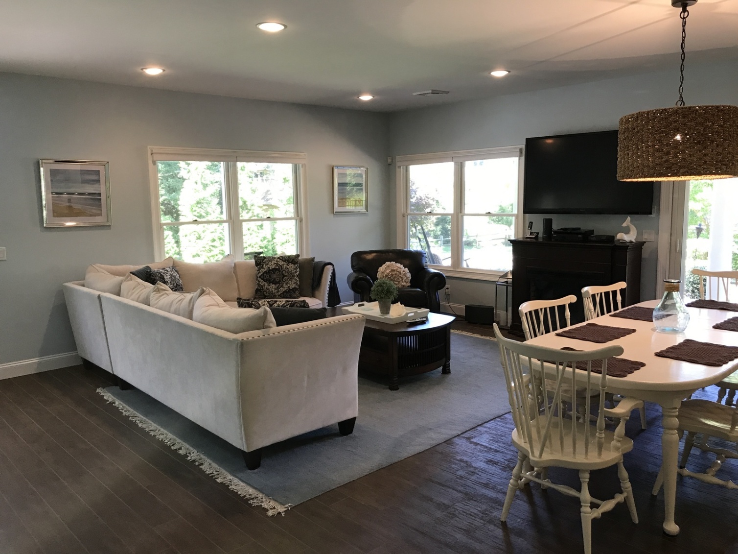 4315 Noyack Road Sag Harbor, NY 11963 - Photo 3 of 11