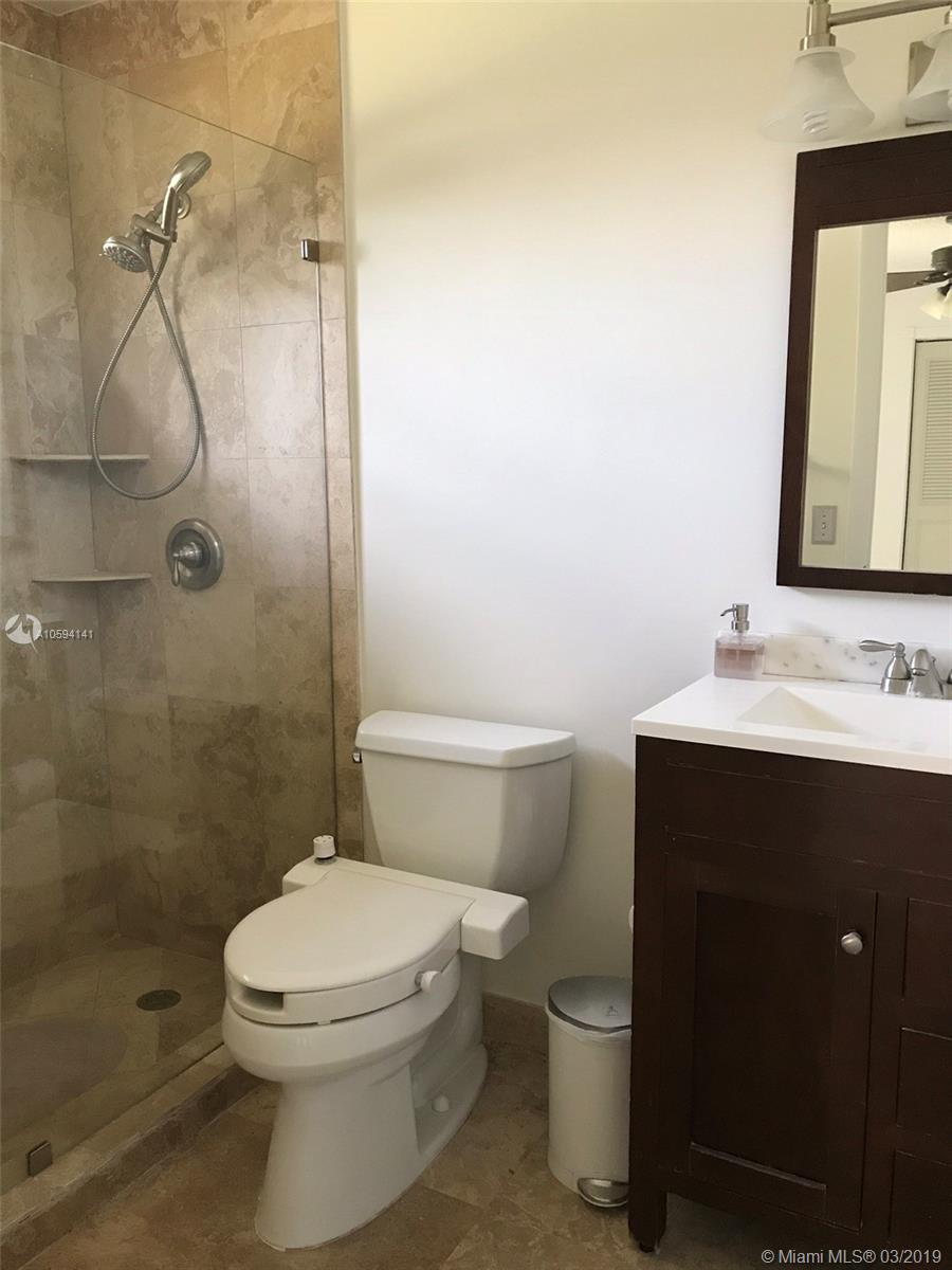 1210 Southwest 76th Court Miami, FL 33144 - Photo 10 of 23