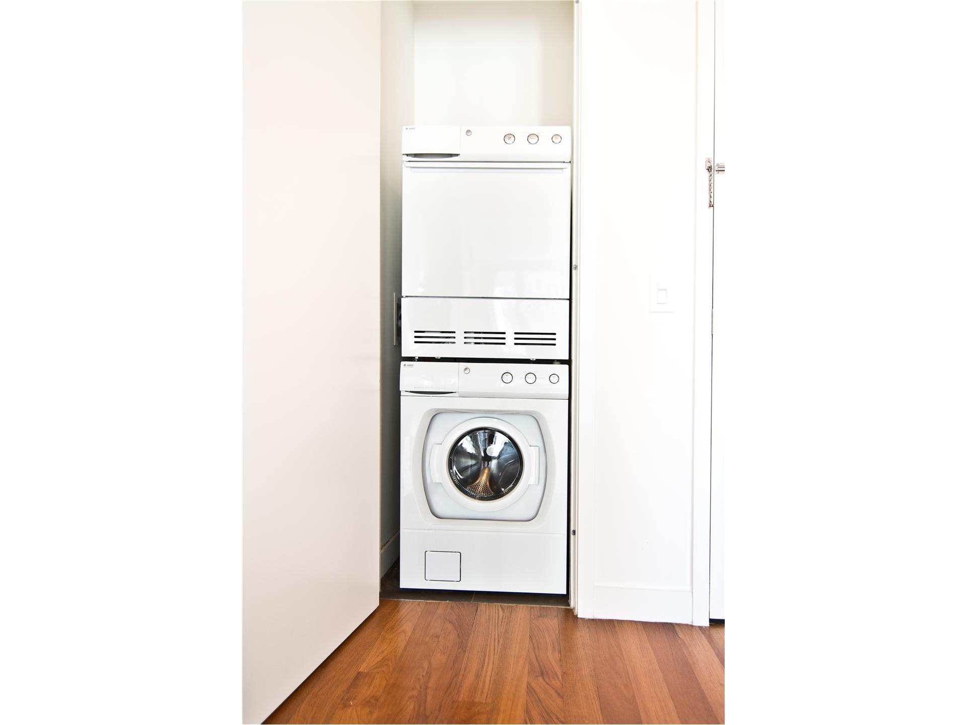 15 William Street, Unit 33F Manhattan, NY 10005 - Photo 9 of 24