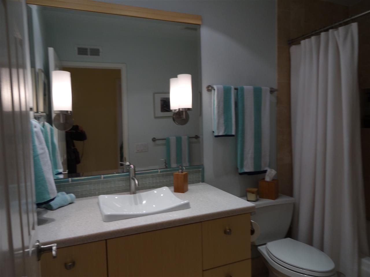 13312 Pantera Road San Diego, CA 92130 - Photo 11 of 25 Remodeled hall bathroom.