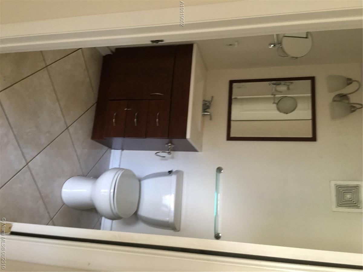 17320 Northwest 67th Place, Unit F7 Hialeah, FL 33015 - Photo 7 of 15