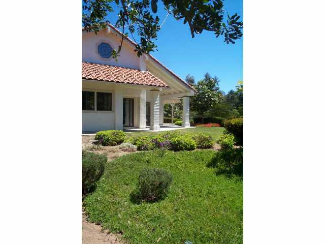 13832 Del Poniente Road Poway, CA 92064 - Photo 6 of 6