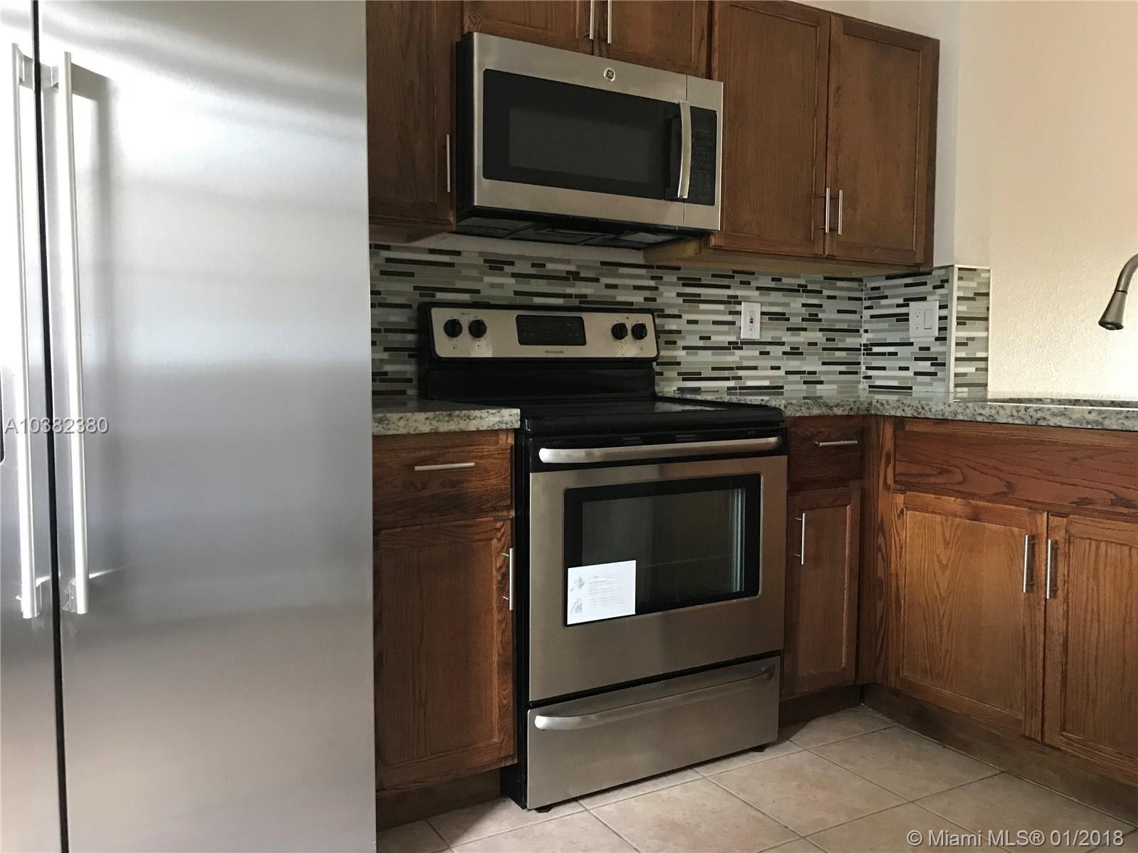 8808 Riverside Avenue, Unit 8808 Tamarac, FL 33321 - Photo 8 of 26 Gallery Image 8
