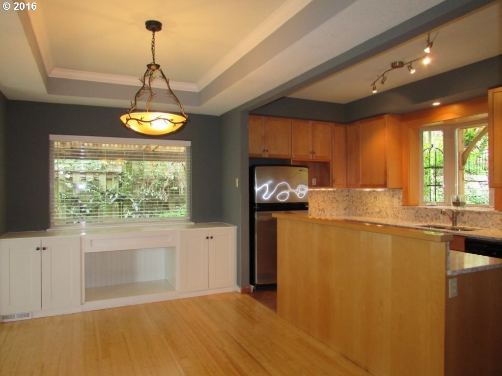 1929 Southwest 13th Avenue Portland, OR 97201 - Photo 7 of 31 Gallery Image 7