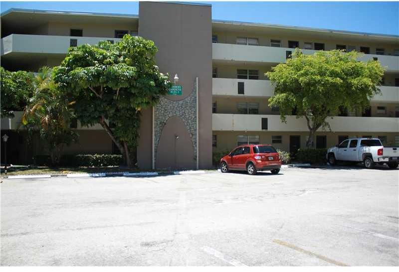 Ojus Miami, FL 33179 - Photo 2 of 10