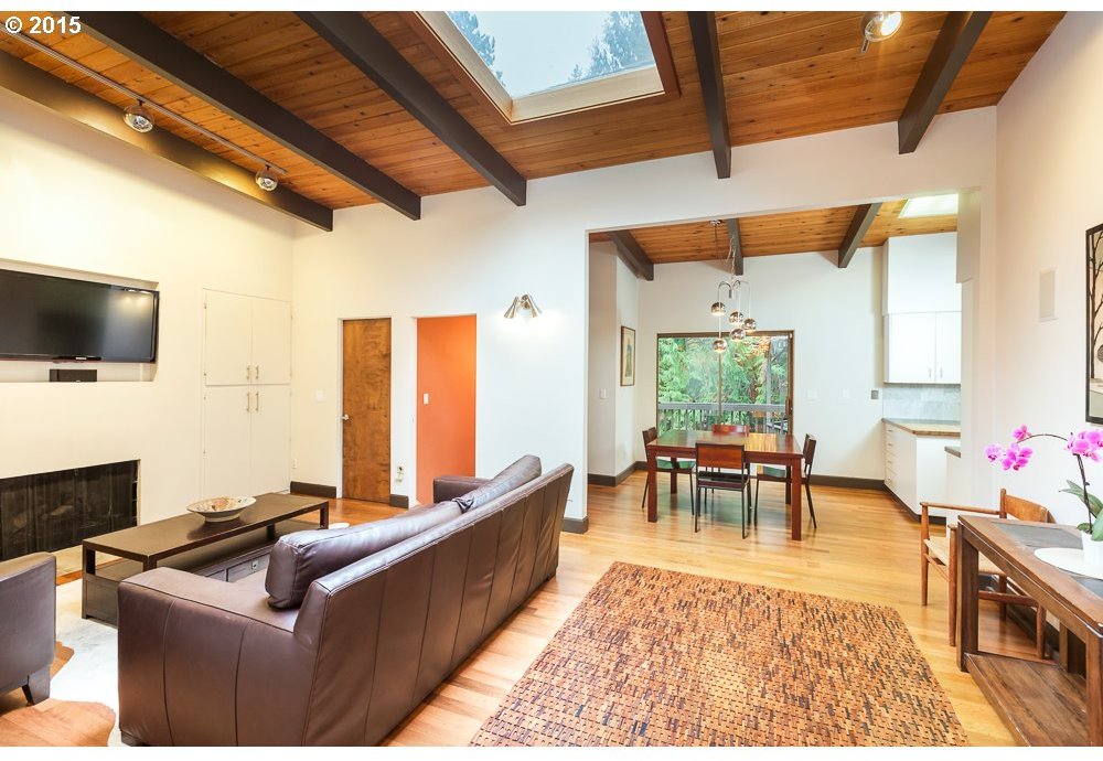 6433 Southwest Laber Road Portland, OR 97221 - Photo 25 of 27