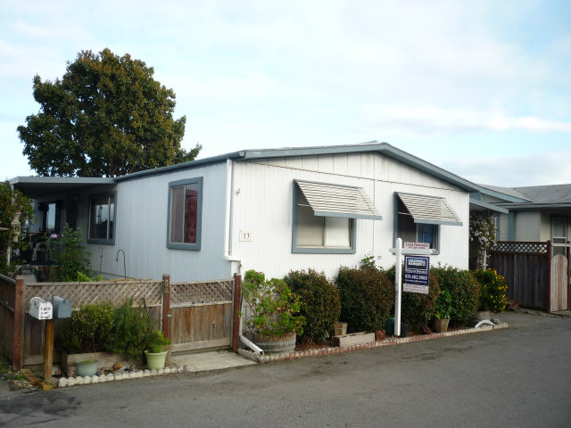 13 Pera, Unit 13 Watsonville, CA 95076 - Photo 2 of 17