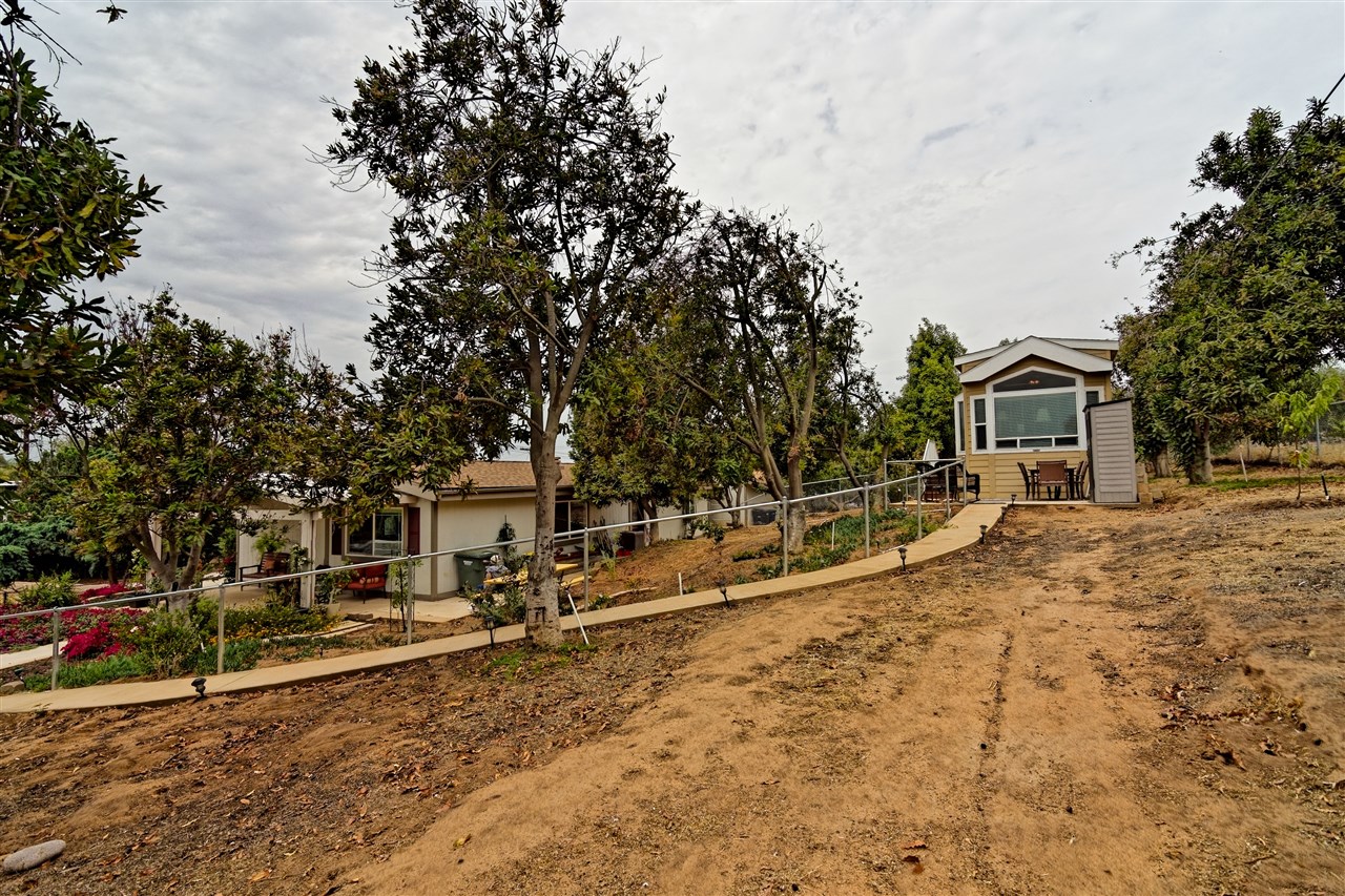 1237 Destree Road, Unit T Escondido, CA 92027 - Photo 20 of 25 Gallery Image 20