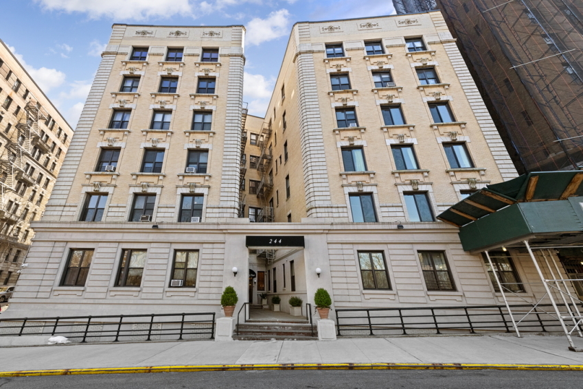 244 Riverside Drive, Unit 3D Manhattan, NY 10025 - Photo 10 of 11