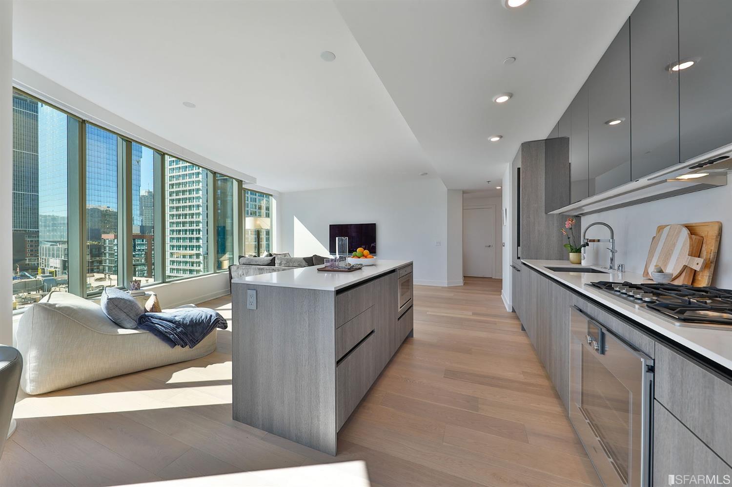 201 Folsom Street, Unit 10G San Francisco, CA 94105 - Photo 8 of 31