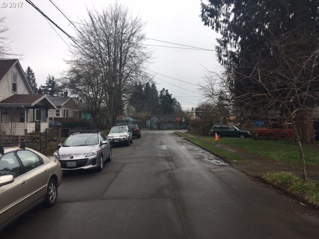 8730 North Hartman Street Portland, OR 97203 - Photo 4 of 9