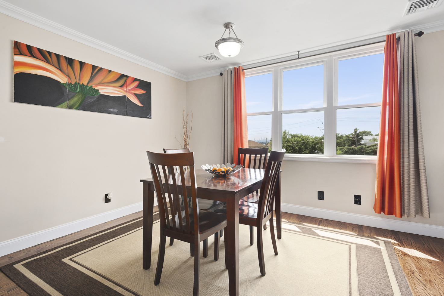 231 Admiral Lane, Unit 2231H Bronx, NY 10473 - Photo 3 of 10