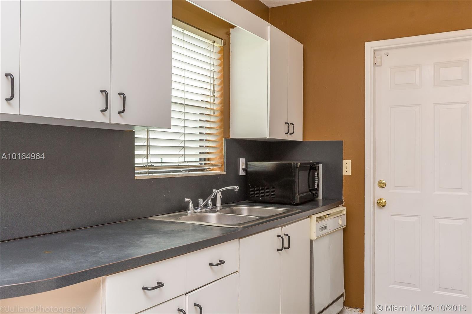 6528 Southwest 26th Street Miramar, FL 33023 - Photo 10 of 27