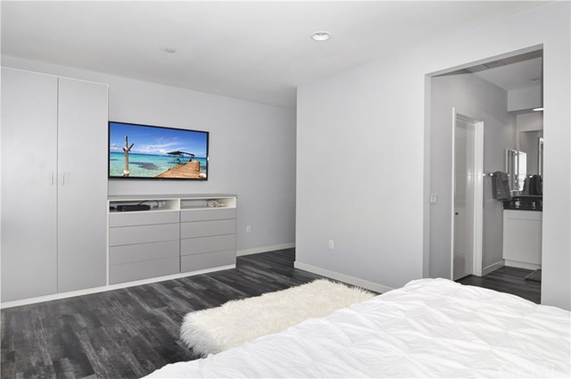 149 Mercer Way Costa Mesa, CA 92627 - Photo 16 of 35