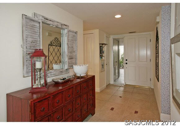 20 Dondanville Road St. Augustine, FL 32080 - Photo 19 of 25 Foyer