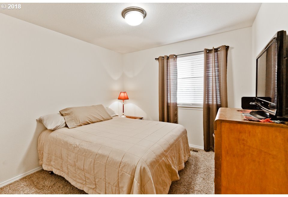 2994 Reed Avenue Woodburn, OR 97071 - Photo 17 of 25 Gallery Image 17
