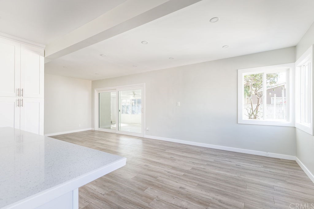 15609 South Haskins Avenue Compton, CA 90220 - Photo 5 of 22