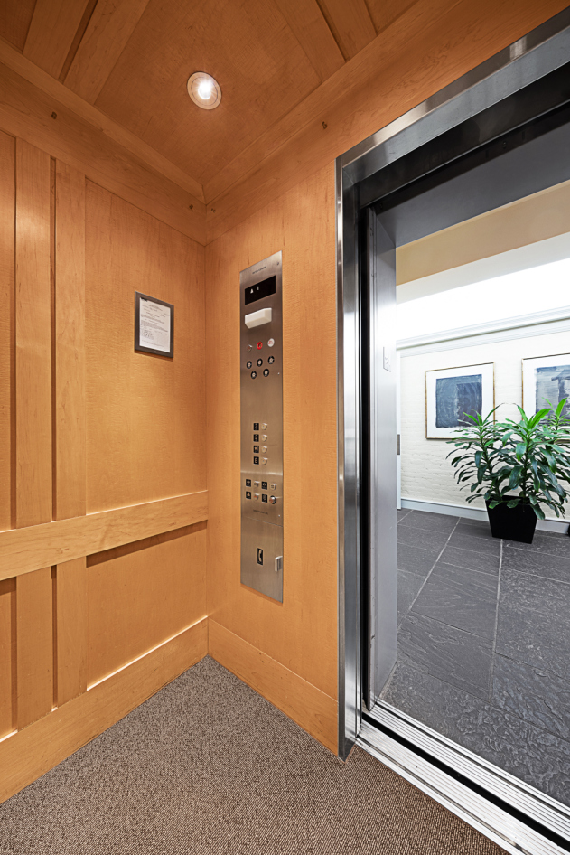 126 East 38th Street Manhattan, NY 10016 - Photo 6 of 10