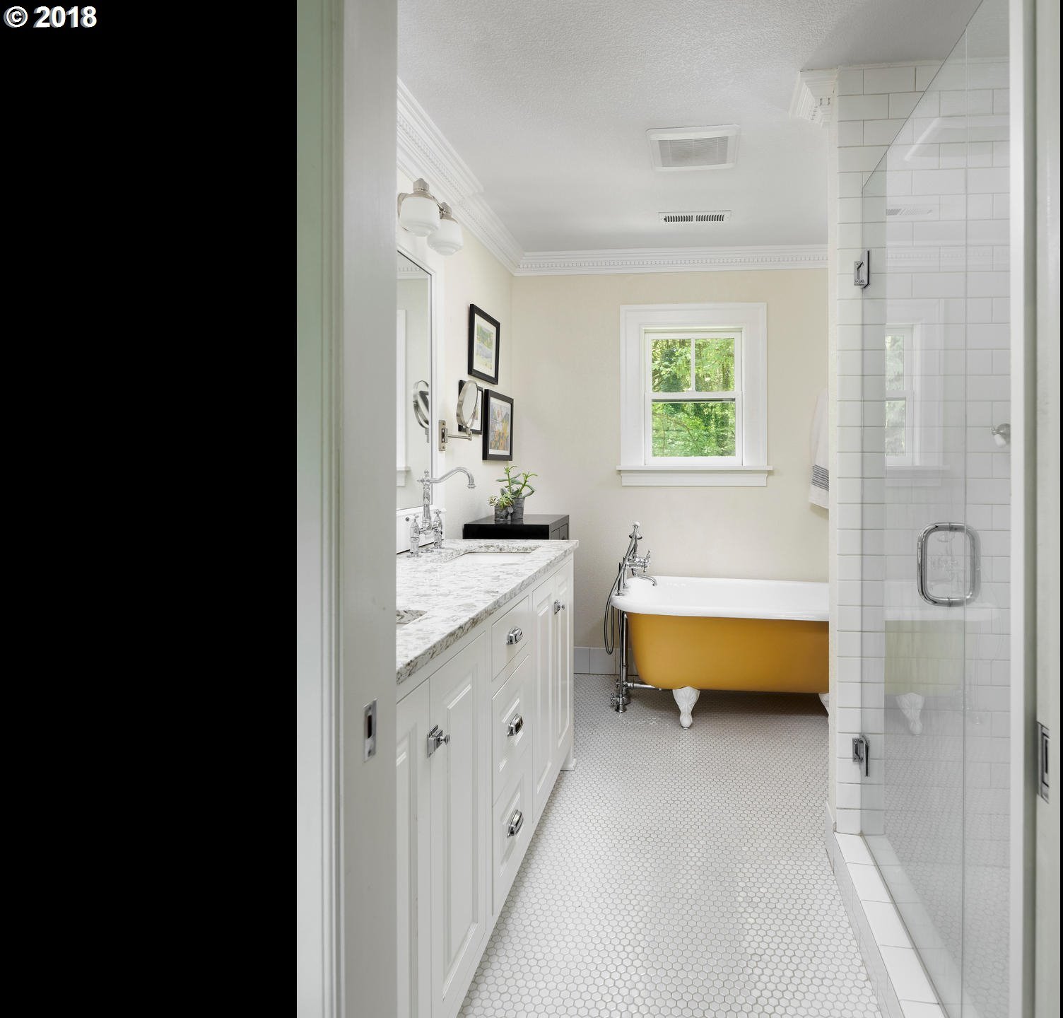 2798 Southwest Old Orchard Road Portland, OR 97201 - Photo 17 of 31