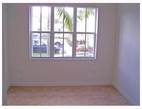 230 Southeast 29th Avenue, Unit 4 Homestead, FL 33033 - Photo 2 of 16