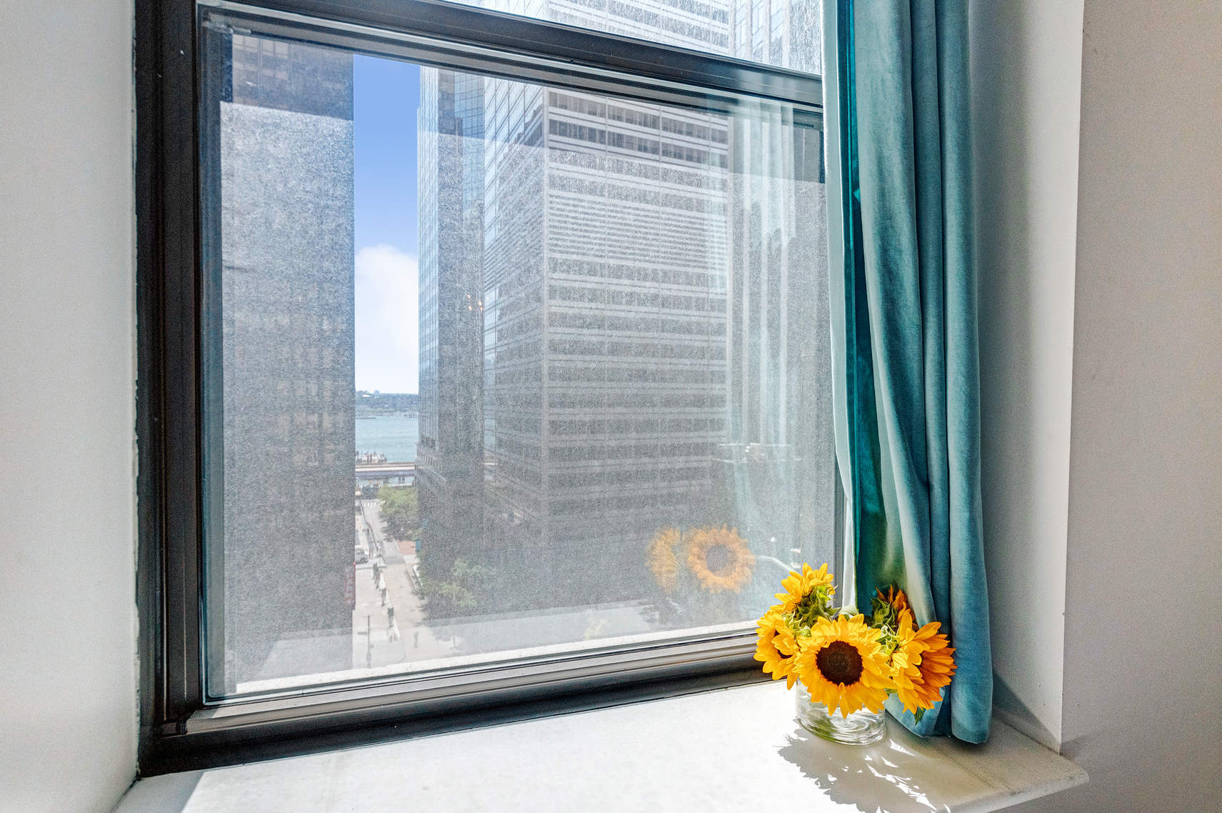 1 Wall Street Court, Unit 702 Manhattan, NY 10005 - Photo 2 of 13